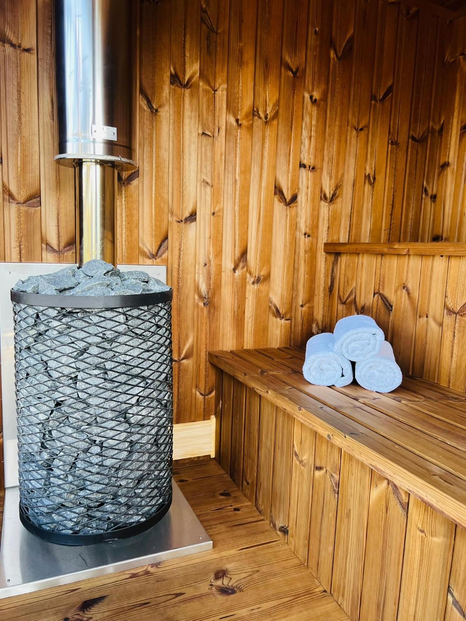 Old Tree & Restaurant Hotel 3*